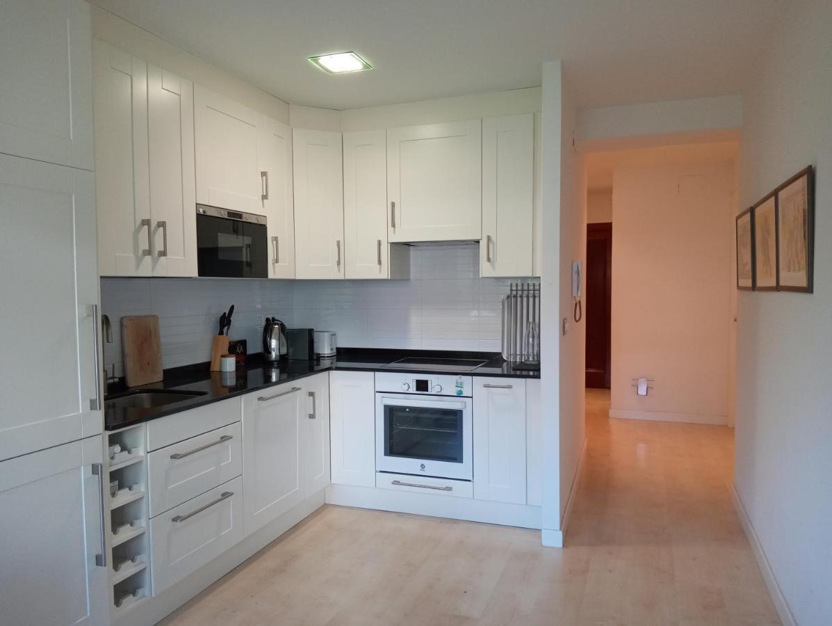 Surf And Art Apartment Parking Gratuito Oviedo Zewnętrze zdjęcie